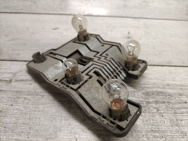 bontott OPEL ASTRA F Jobb Hátsó Lámpa Foglalat