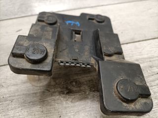 bontott OPEL ASTRA F Jobb Hátsó Lámpa Foglalat