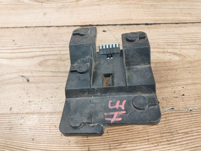 bontott OPEL ASTRA F Jobb Hátsó Lámpa Foglalat