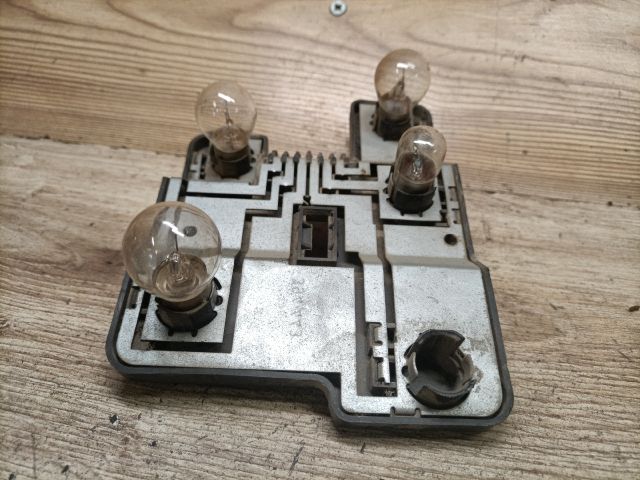 bontott OPEL ASTRA F Jobb Hátsó Lámpa Foglalat