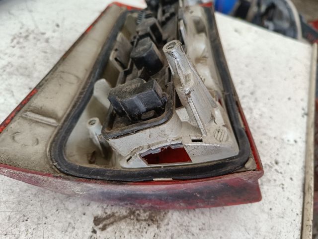 bontott OPEL ASTRA F Jobb Hátsó Lámpa