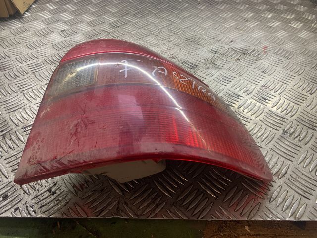 bontott OPEL ASTRA F Jobb Hátsó Lámpa