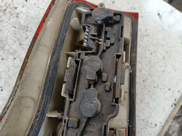 bontott OPEL ASTRA F Jobb Hátsó Lámpa