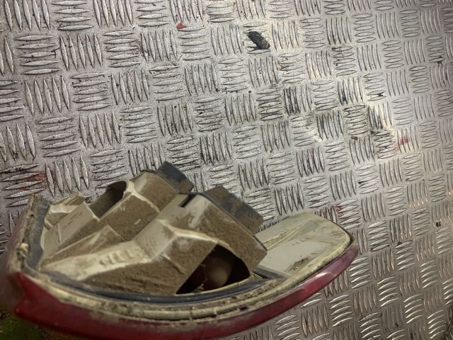 bontott OPEL ASTRA F Jobb Hátsó Lámpa