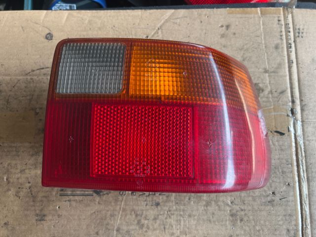 bontott OPEL ASTRA F Jobb Hátsó Lámpa