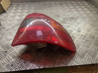 bontott OPEL ASTRA F Jobb Hátsó Lámpa