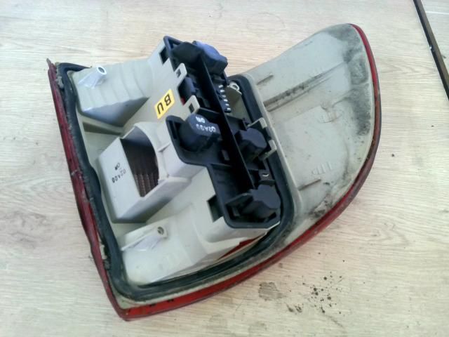 bontott OPEL ASTRA F Jobb Hátsó Lámpa