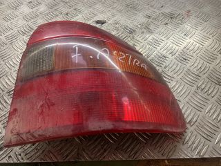 bontott OPEL ASTRA F Jobb Hátsó Lámpa