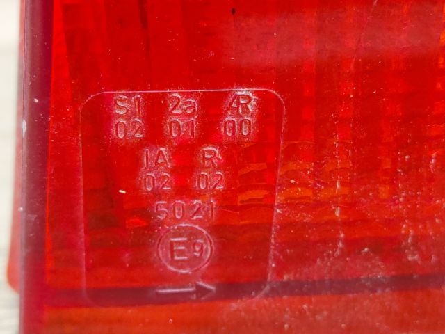 bontott OPEL ASTRA F Jobb hátsó Lámpabúra