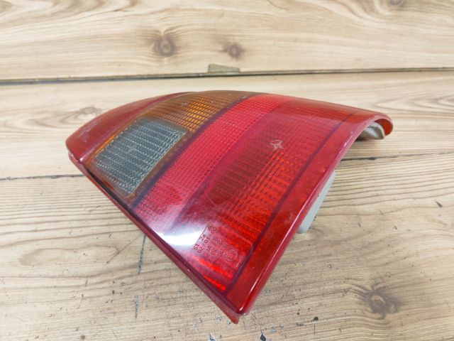 bontott OPEL ASTRA F Jobb hátsó Lámpabúra