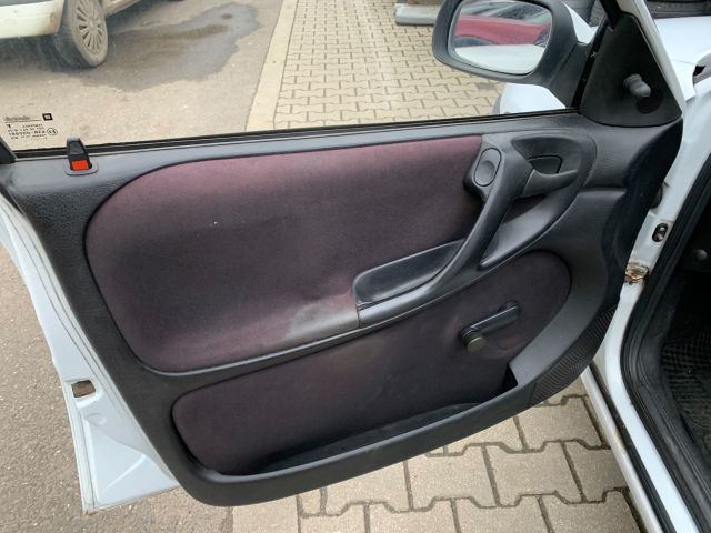 bontott OPEL ASTRA F Jobb Napellenző