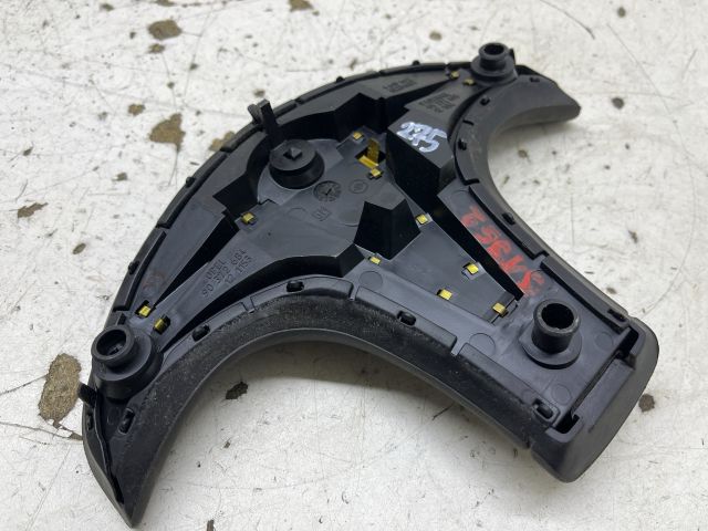 bontott OPEL ASTRA F Kormányközép Burkolat