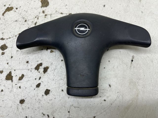 bontott OPEL ASTRA F Kormányközép Burkolat