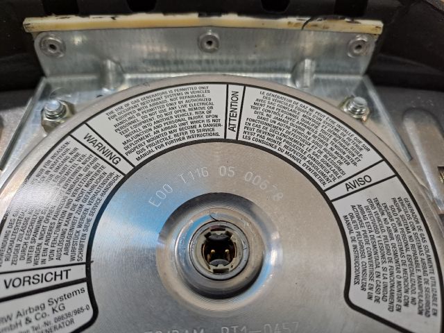 bontott OPEL ASTRA F Kormánylégzsák