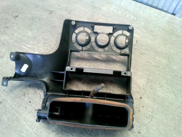 bontott OPEL ASTRA F Középkonzol Keret