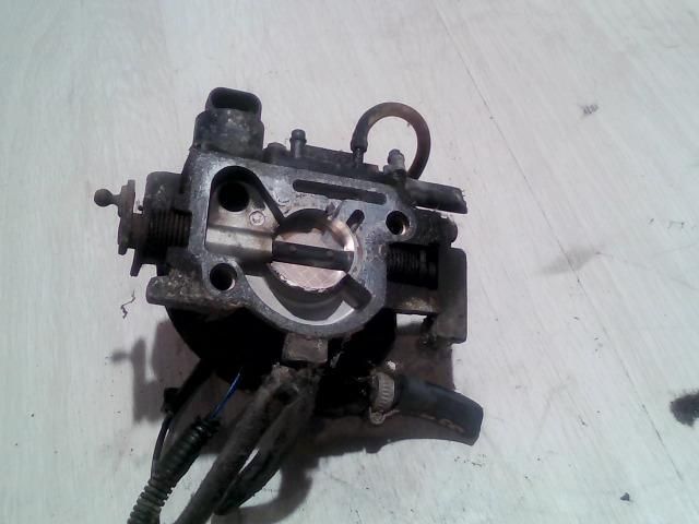 bontott OPEL ASTRA F Központi Injektor