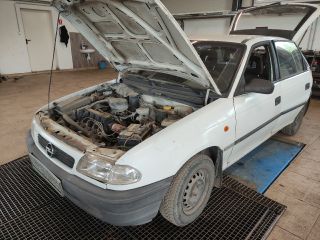 bontott OPEL ASTRA F Kürt