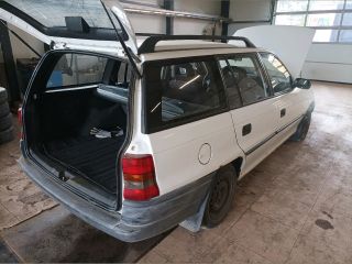 bontott OPEL ASTRA F Kürt