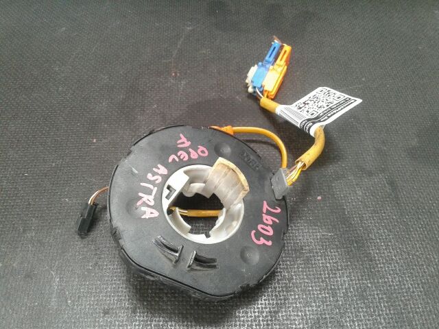 bontott OPEL ASTRA F Légzsák Átvezető Szalagkábel