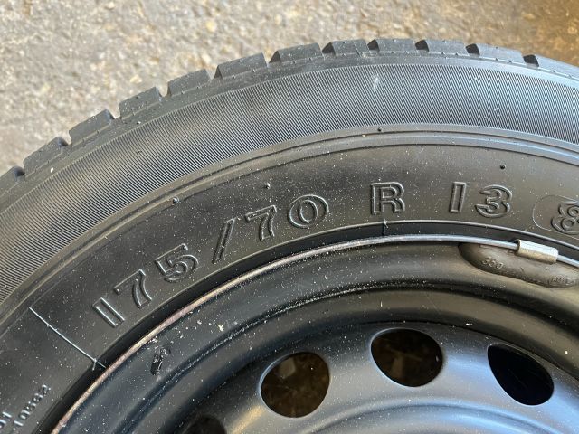 bontott OPEL ASTRA F Pótkerék