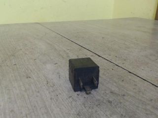 bontott OPEL ASTRA F Relé