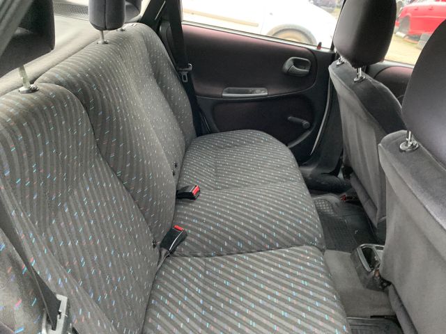 bontott OPEL ASTRA F Tankajtó