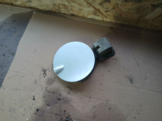 bontott OPEL ASTRA F Tankajtó