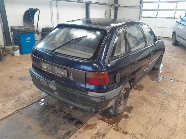 bontott OPEL ASTRA F Tankajtó