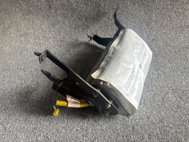 bontott OPEL ASTRA F Utasoldali Légzsák