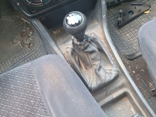 bontott OPEL ASTRA F Váltószoknya