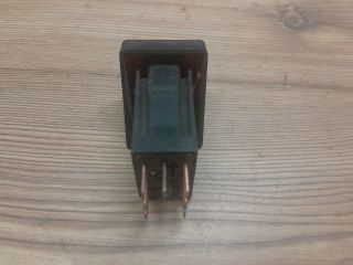 bontott OPEL ASTRA F Vészvillogó Kapcsoló