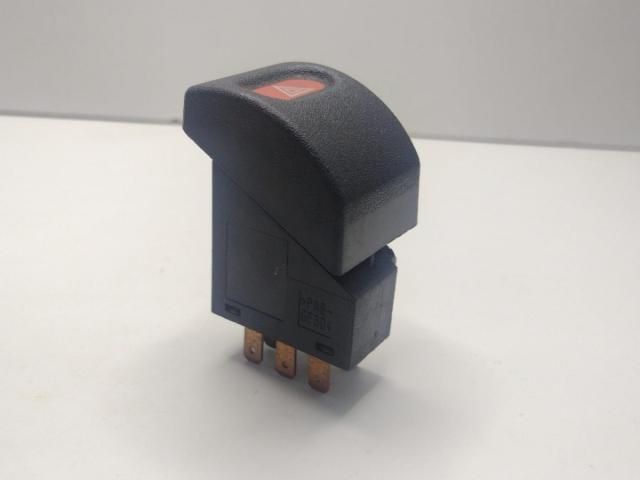 bontott OPEL ASTRA F Vészvillogó Kapcsoló