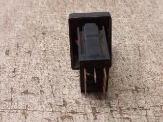 bontott OPEL ASTRA F Vészvillogó Kapcsoló