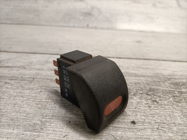 bontott OPEL ASTRA F Vészvillogó Kapcsoló