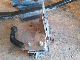 bontott OPEL ASTRA F Vonóhorog