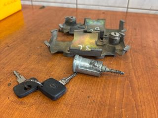 bontott OPEL ASTRA F Zárbetét Szett