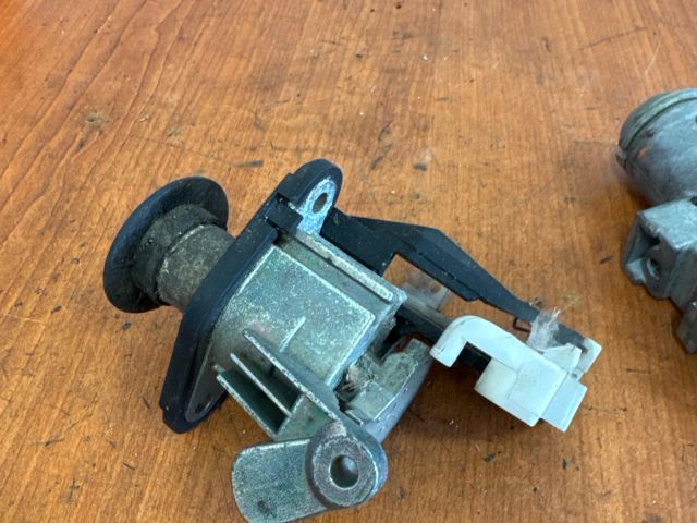 bontott OPEL ASTRA F Zárbetét Szett