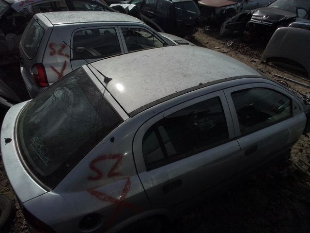 bontott OPEL ASTRA G Bal első Gólyaláb (Lengécsillapító, Rugó)