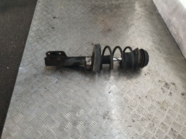 bontott OPEL ASTRA G Bal első Gólyaláb (Lengécsillapító, Rugó)