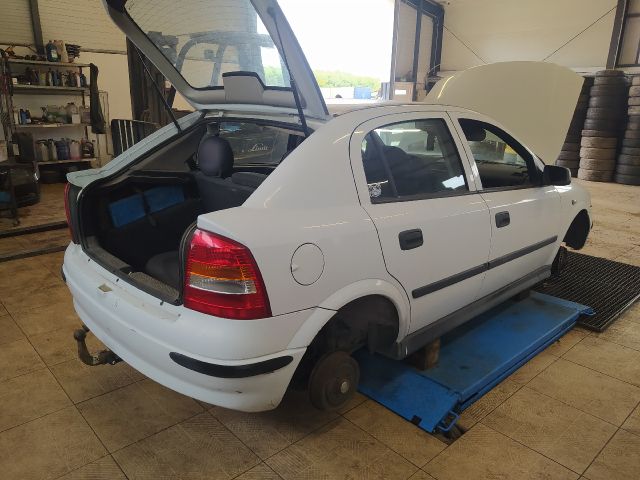 bontott OPEL ASTRA G Bal első Gólyaláb (Lengécsillapító, Rugó)