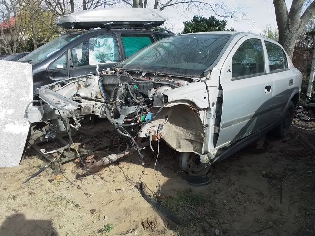 bontott OPEL ASTRA G Bal hátsó Rugó