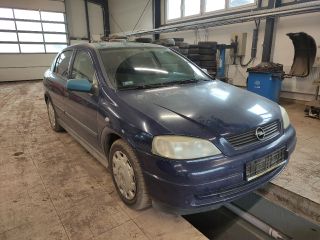 bontott OPEL ASTRA G Biztosítéktábla Motortér