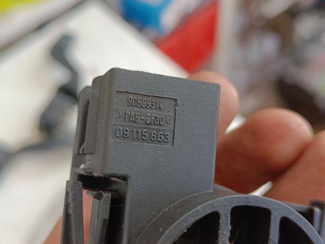 bontott OPEL ASTRA G Gyújtáskapcsoló