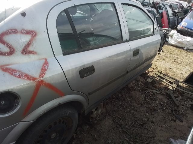 bontott OPEL ASTRA G Központi Injektor