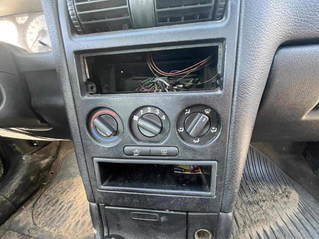 bontott OPEL ASTRA G Légszűrő Ház