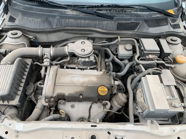 bontott OPEL ASTRA G Motor (Fűzött blokk hengerfejjel)