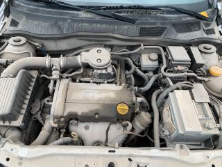 bontott OPEL ASTRA G Motor (Fűzött blokk hengerfejjel)
