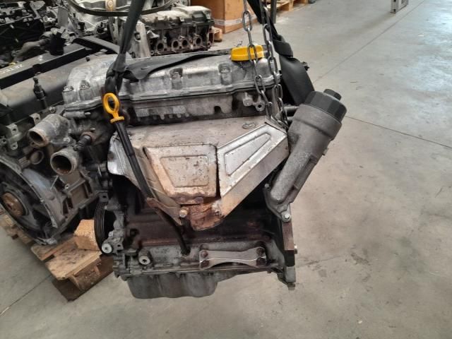 bontott OPEL ASTRA G Motor (Fűzött blokk hengerfejjel)