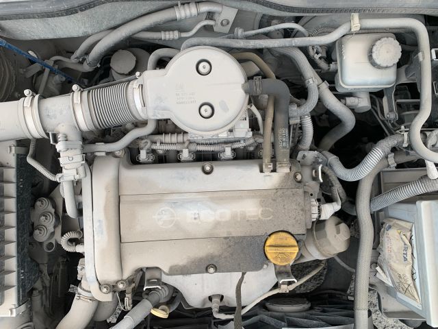 bontott OPEL ASTRA G Motor (Fűzött blokk hengerfejjel)