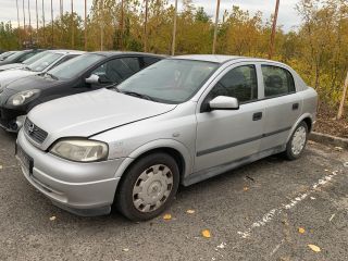 bontott OPEL ASTRA G Motor (Fűzött blokk hengerfejjel)